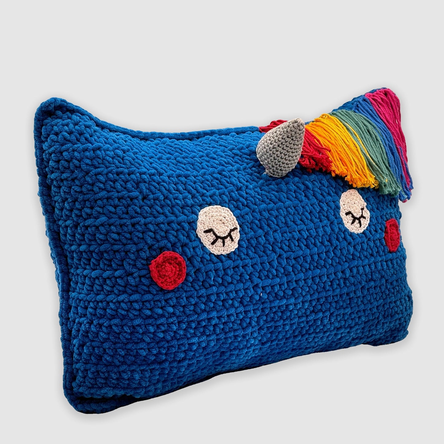 Unicorn pillow 30x50 cm – Handmade, Oeko-Tex certified yarn, soft & cuddly for children and adults